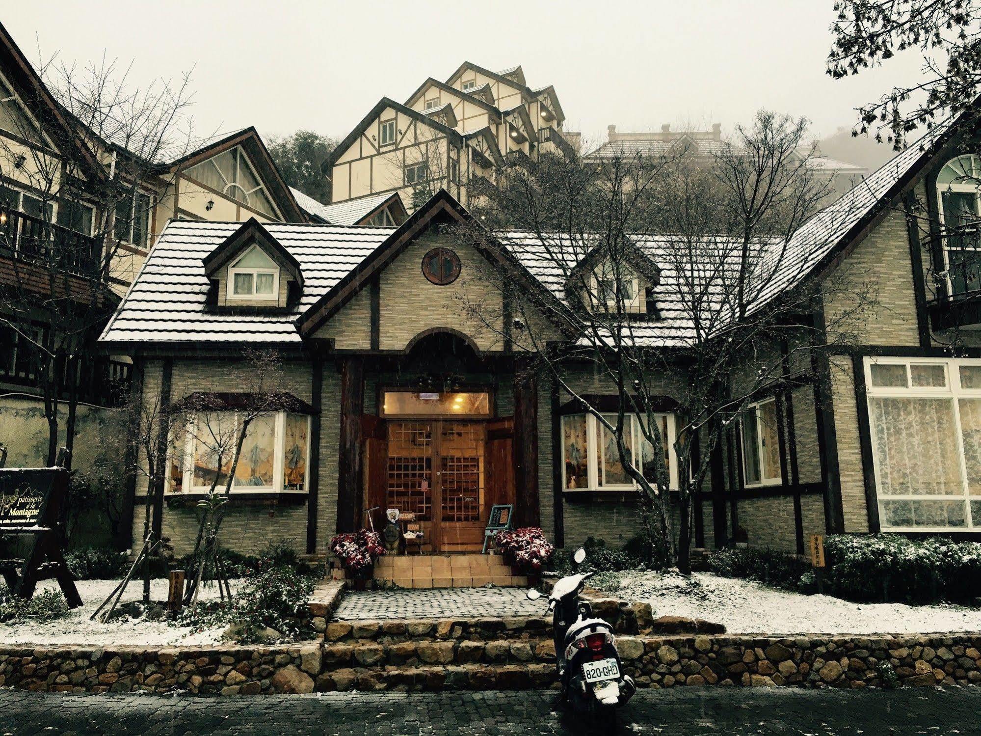 Spring Ground Resort Ренай Экстерьер фото